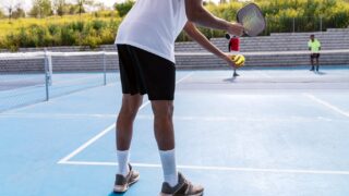 深いサーブを打つコツ①